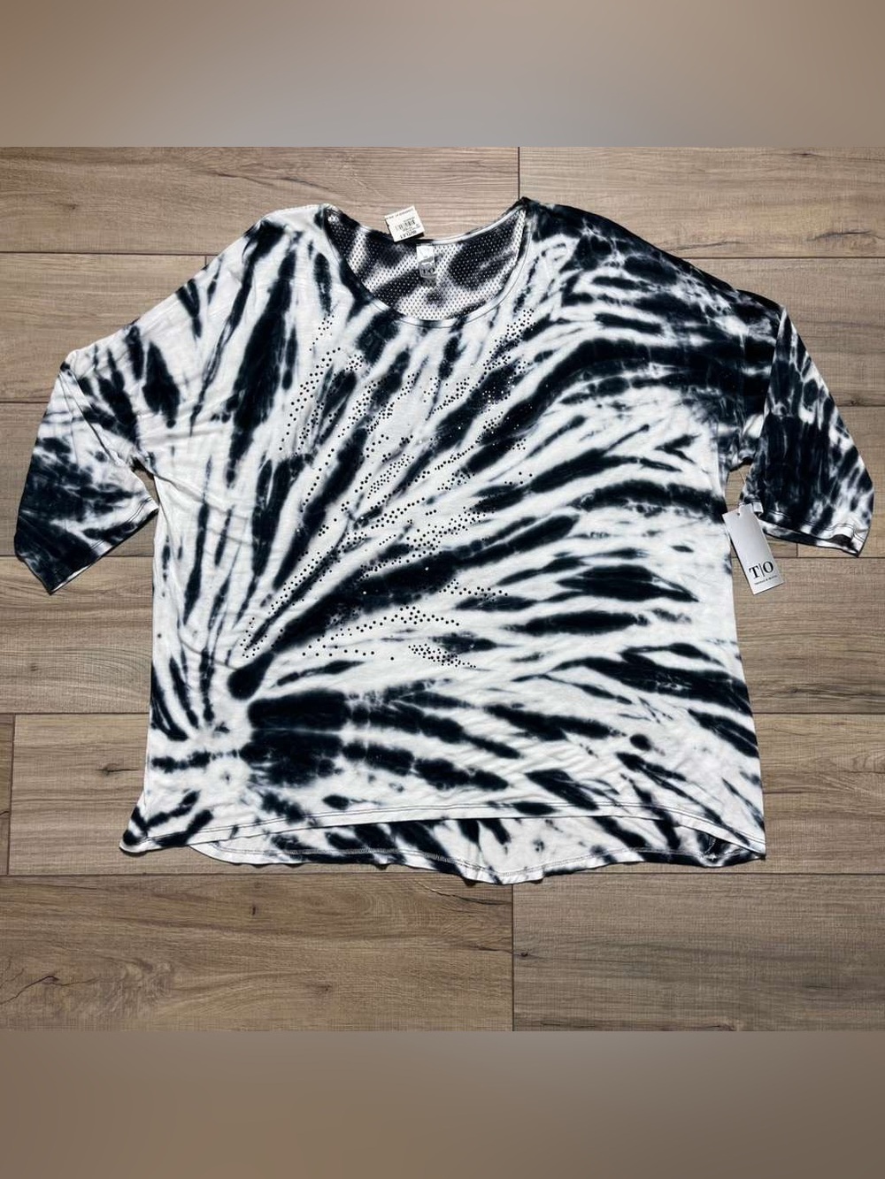 Thomas & Olivia Women's‎ Tie Dye Rhinestone Tunic Size 3X Black White Gray